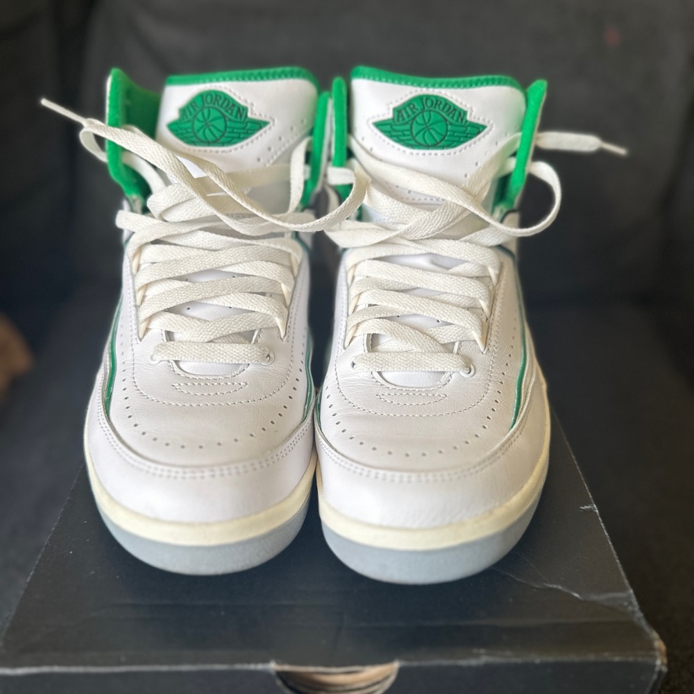 Air jordan 2 retros
